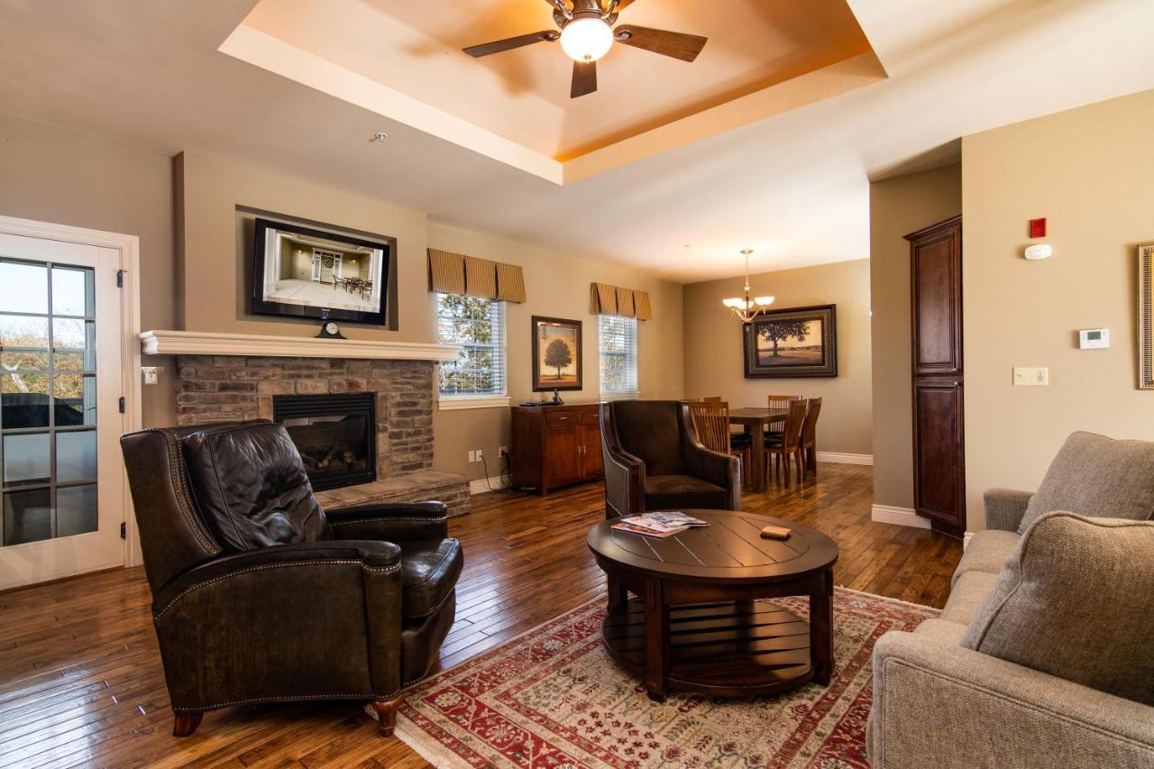 Two Bedroom Villa In The Heart Of Branson! Exterior foto